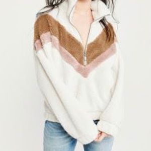 Abercrombie & Fitch half zip